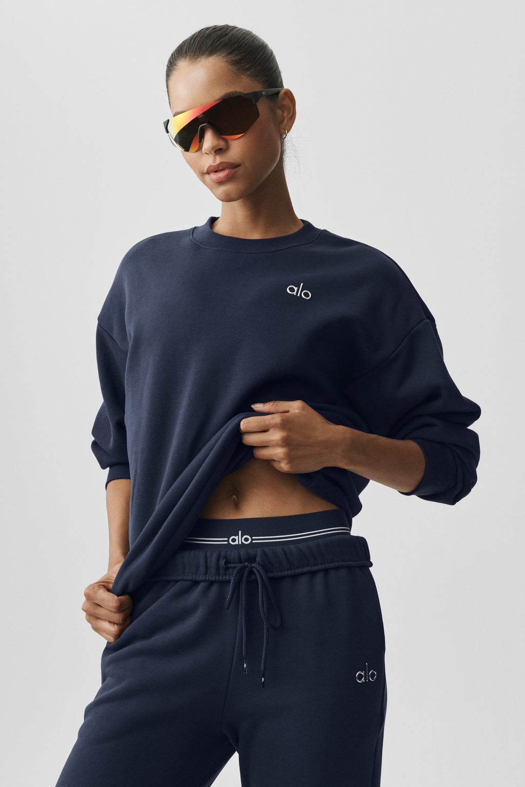 Accolade Crew Neck Pullover - Navy - 3